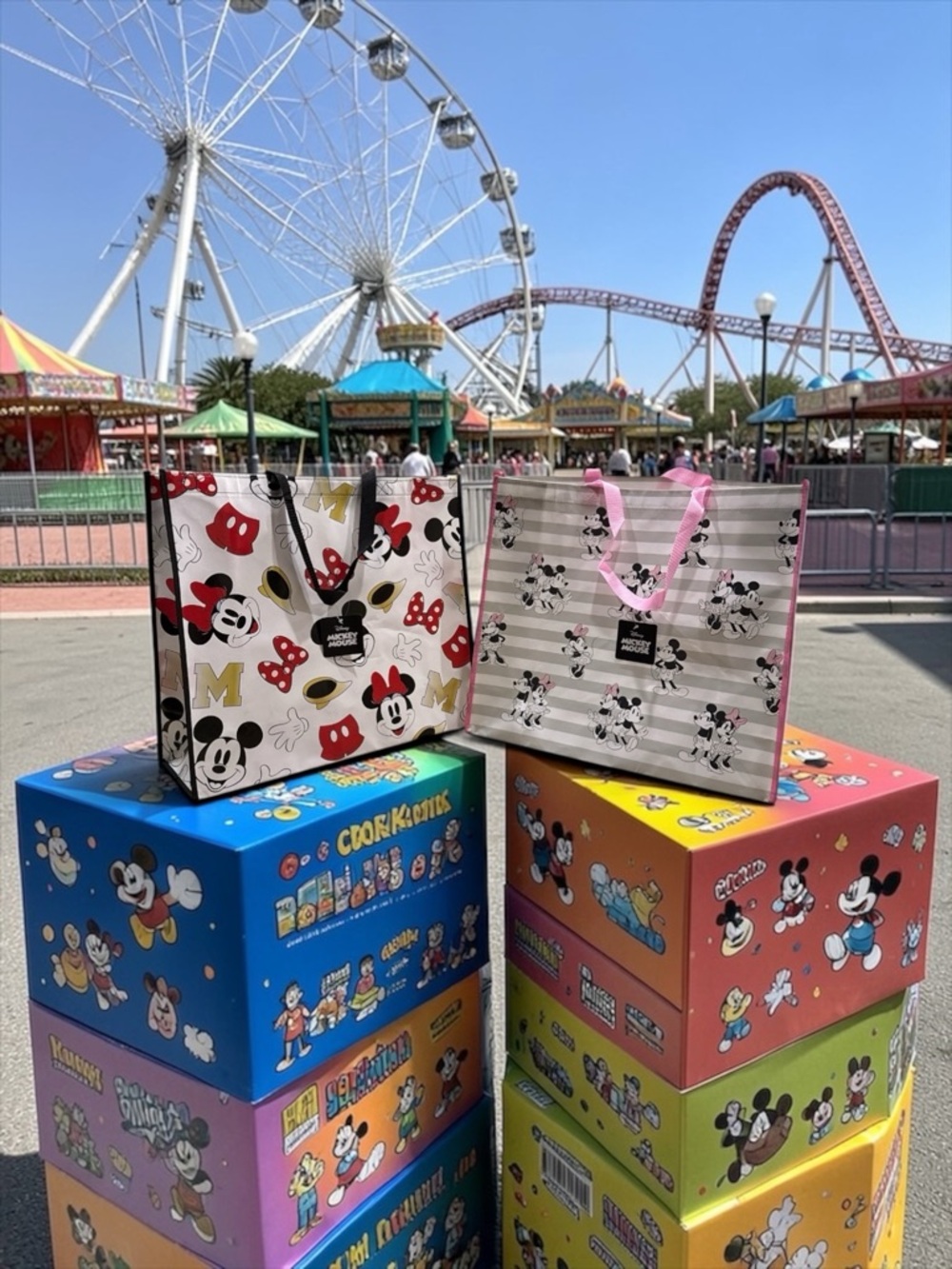 NWT! Lot of 2! Disney Mickey Minnie Mouse XL Reusable Tote Shoppers Bag Extra Lg - Picture 2 of 10